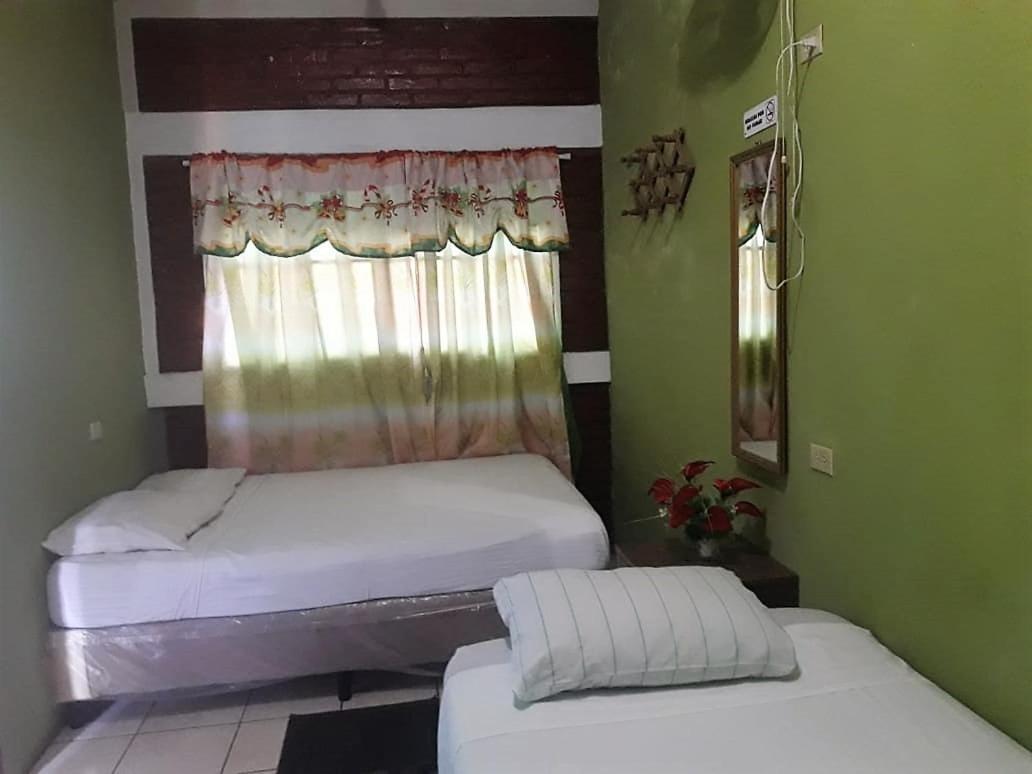 Hostal Leyendas Leon Exterior photo